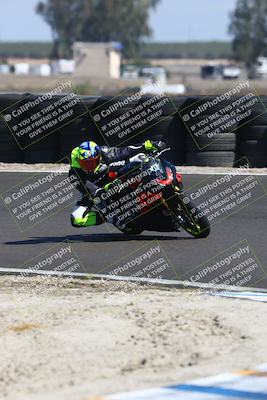 media/Sep-21-2025-TrackDaz (Sun) [[277c75b276]]/B Group/220pm (Turn 6)/